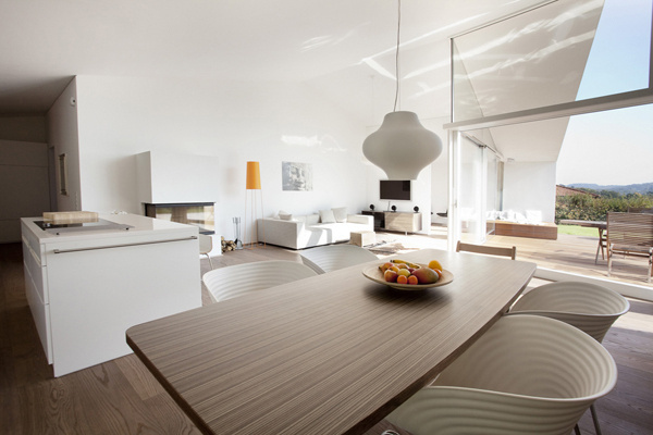 http://lookslikegooddesign.com/wp content/uploads/2010/12/lo front.jpg #interiors