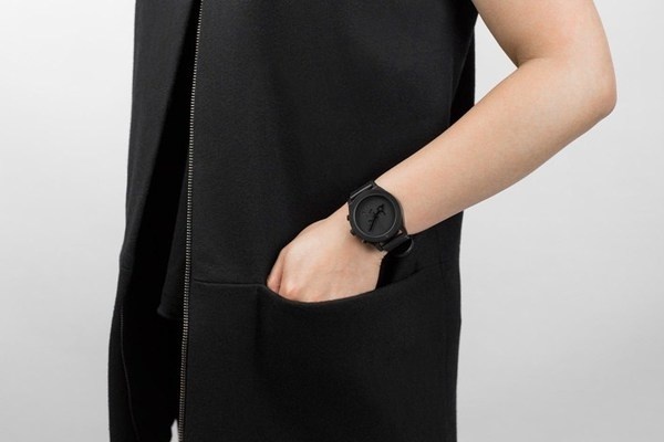 AÃRK Collective | Iconic Graphite #clock #watch