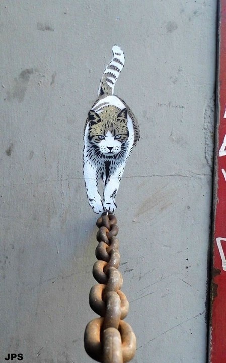 Barcelona #prowl #feline #banksy #cat #rope #chain #photography #wire #tight