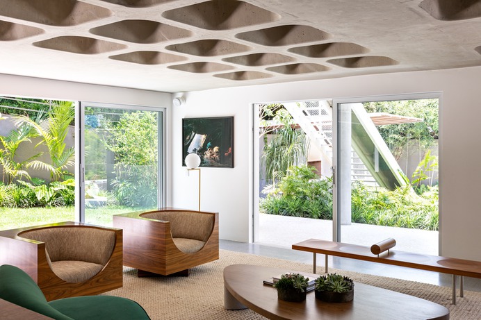 Casa M by Felipe Hess