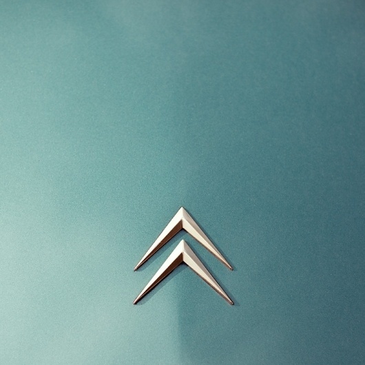 maerz11_04.jpg (JPEG-Grafik, 700x700 Pixel) #oldtimer #jochen #citroen #automobile #retro #photography #pach