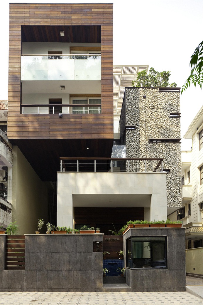 The Kindred Residence by Anagram Architects