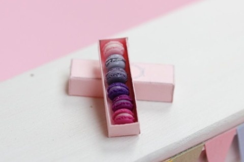 Miniature Macaroons by Stephanie Kilgast | PICDIT #design #sculpture #art #food