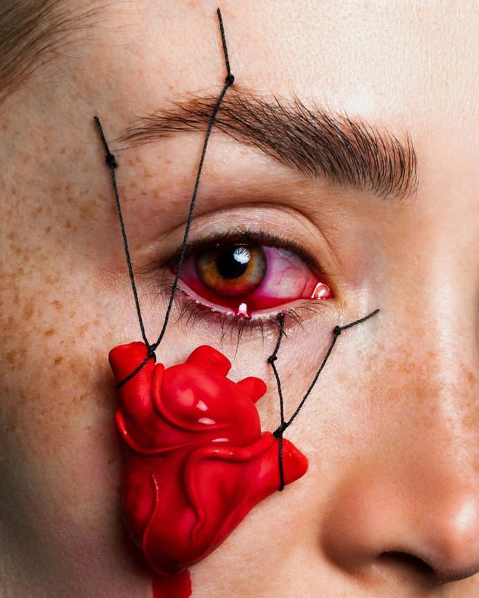 Mesmerizing and Playful Self-Portraits by Claire Luxton