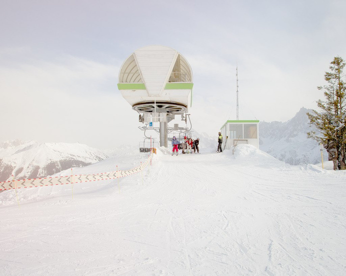 skis, piste, minimal, white, skiers, snow, white, graphic, landscape, ski lift, #white #ski #graphic #snow #lift #landscape #piste #minimal #skis #skiers