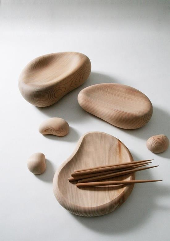 Cedar set by Shinpei Arima and Masayuki Kurokawa. #wood #sticks #plates #vessels #japan