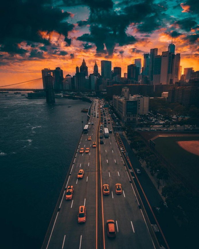Moody Street and Urban Photography by Yeshi Kangrang