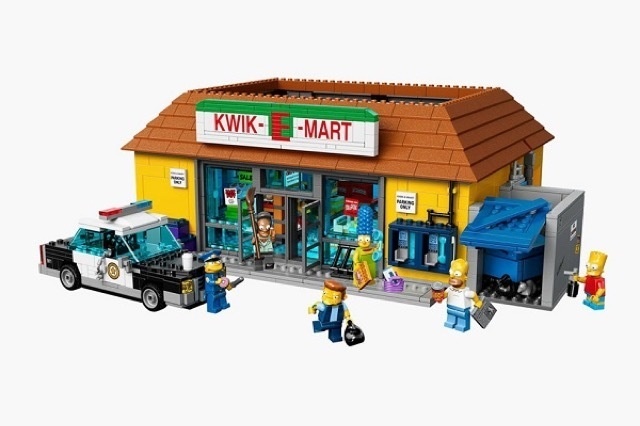 The Kwik-E-Mart From The Simpsons Lego – Fubiz™ #simpsons #kwik-e-mart #lego #the