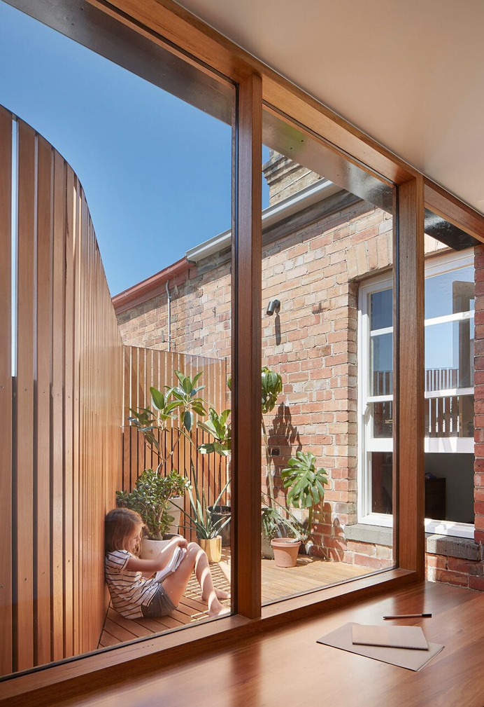 terrace / WOWOWA Architecture