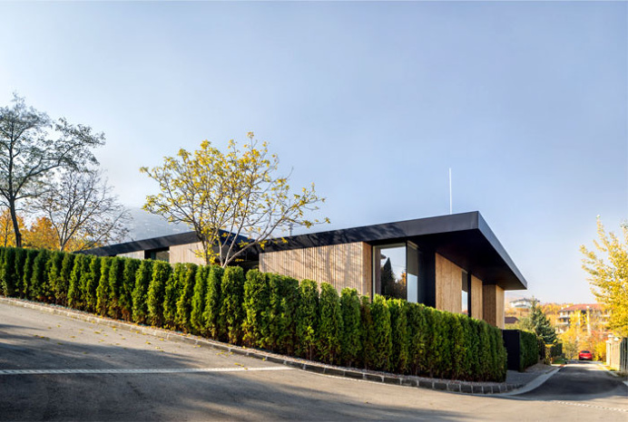 Pagoda House by I/O Architects - #architecture, #house, #home, #decor, #interior, #homedecor,