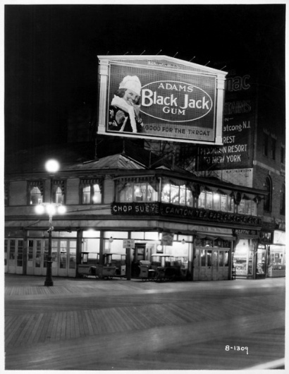 moleskine #old #white #sign #gum #black #advertising #night #photography #vintage #and