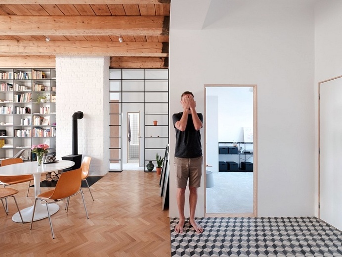 100 sqm Apartment Designed in a Former Monastery / JRKVC Architects