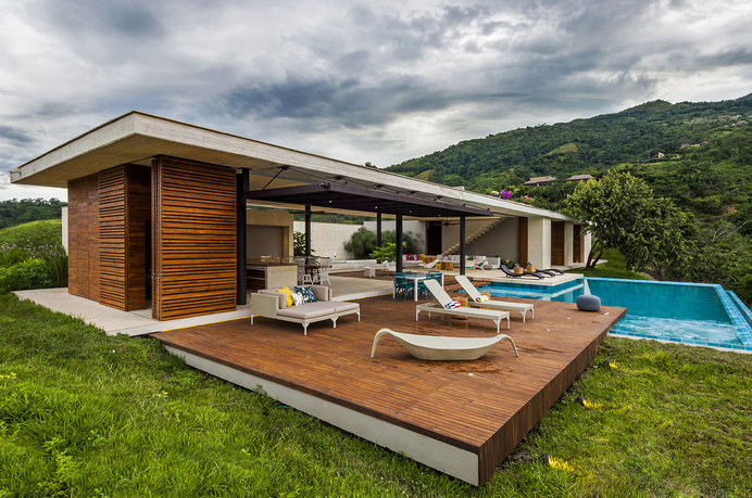 Sustainable Modern Country Home in Colombia Drawing in the Landscape #architecture #modern