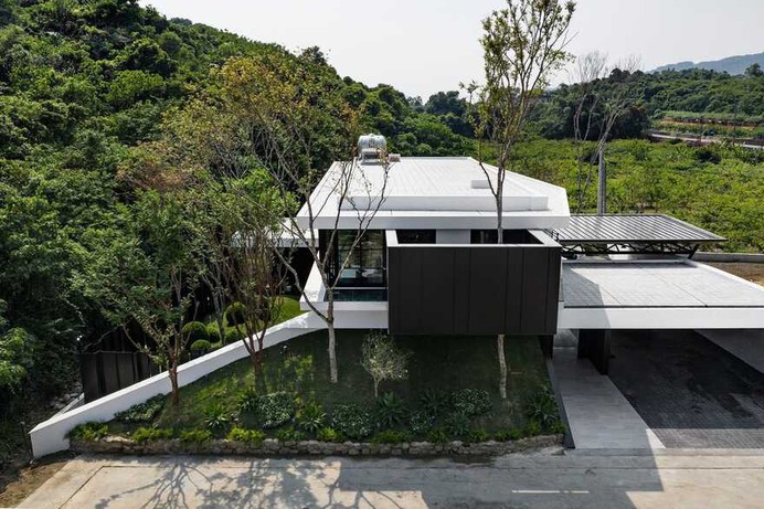 Modern Countryside House - Blending Your Project With Its Surroundings