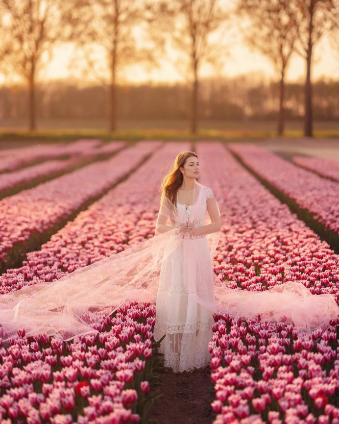 Marvelous Beauty and Street Style Photography by Daria Bulavina