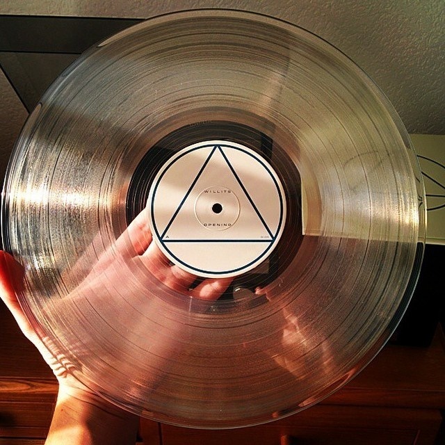 WILLITS/OPENING (Regram: @enthracite_) #international #ghostly #vinyl #willits
