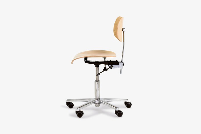 S 197 R Swivel Chair | Wilde + Spieth