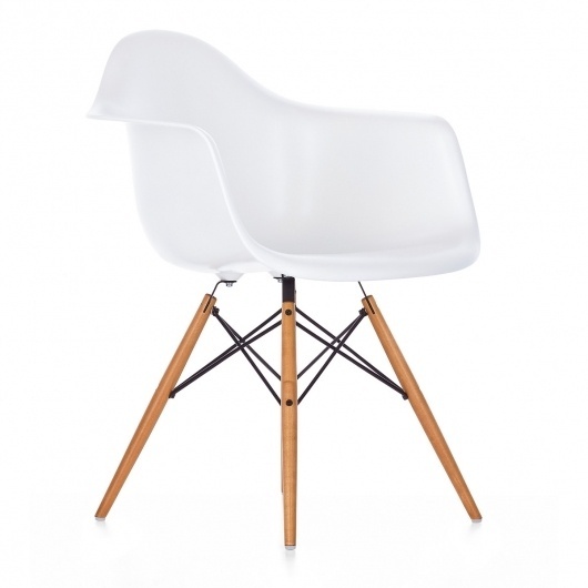 Eames-Plastic-Armchair-DAW-weiss.jpg (1200×1200) #eames