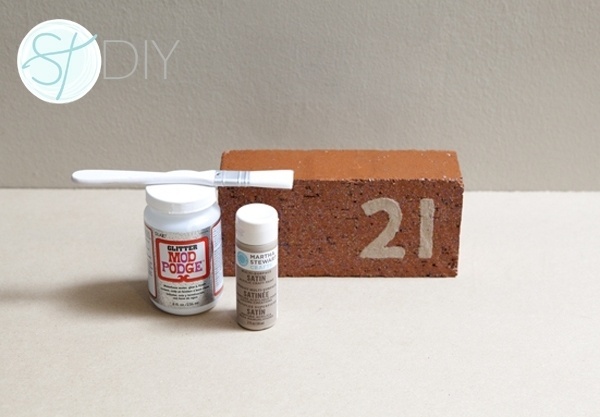 DIY | painted brick table number » Something Turquoise {daily bridal inspiration} #brick