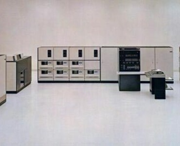System/370 Model 145 #photography #interiors #ibm