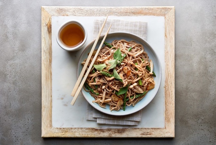 commercial food, food photography, advertising, lo mein, chinese, mushrooms, soy., dallas, houston, food styling, prop styling, Ralph Smith