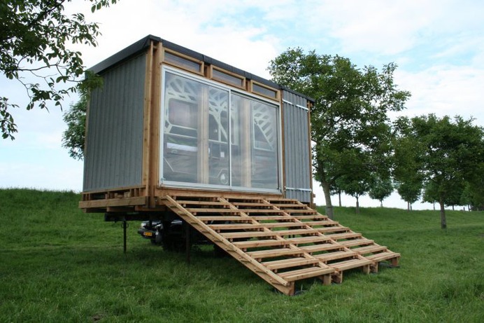 Buitenbed - Studio Makkink & Bey #bed #caravan #tinyhouse #architecture #holiday