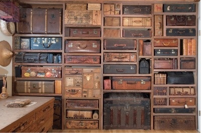 Cafe Cartolina: Suitcases #shelving #suit cases