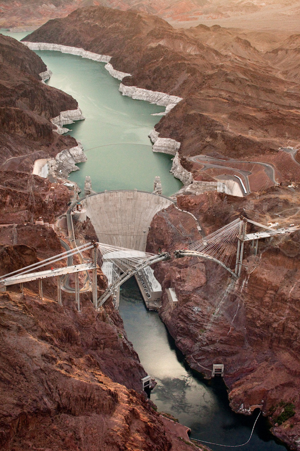 The Bridge At Hoover Dam von Jamey Stillings | iGNANT #photo