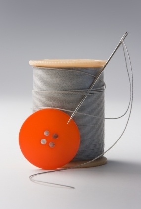 Lauguides: How To Hem Your Own Pants | Persephone Magazine #reel #button #cotton