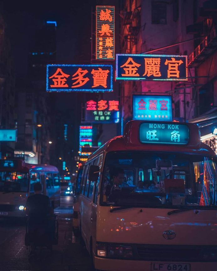 Cyberpunk Hong Kong: Moody Street Photography by Sean Foley