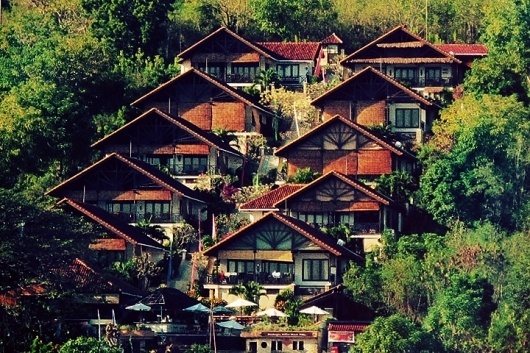 8 : Noran Bakrie #hidden #villas #stack #bakrie #noran #photography #houses #mysterious