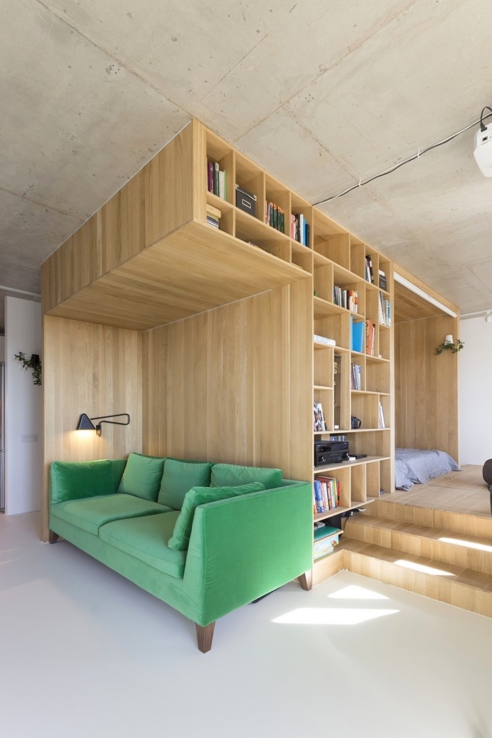 Two Room Apartment for a Young Man / Ruetemple