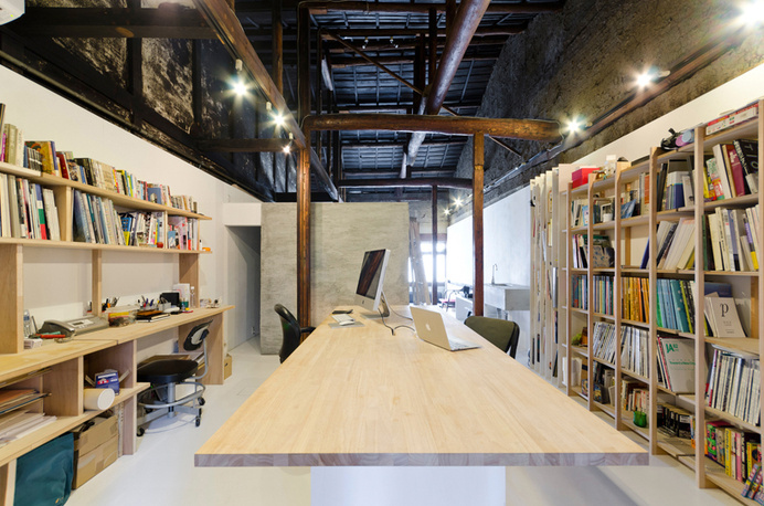 TD atelier and endo shojiro rehabilitate kyoto machiya into home office #office