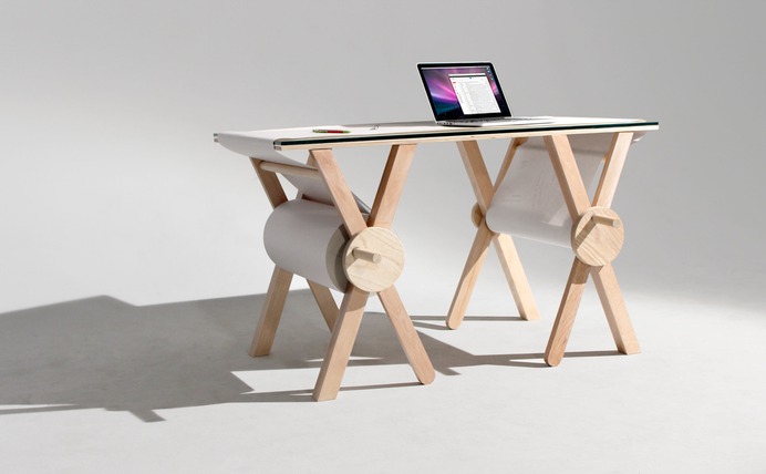 Analog Memory Desk - kcamarastudio