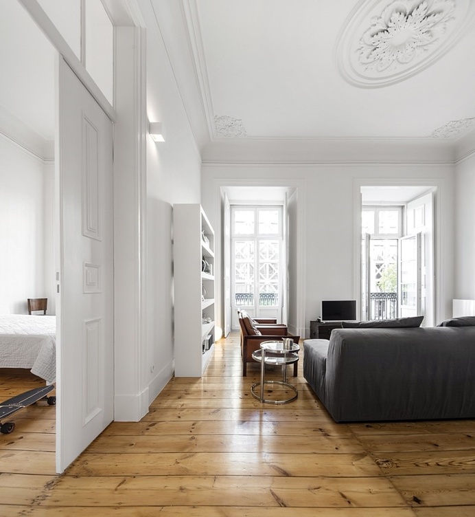 Nana Apartment in Lisbon / rar.studio