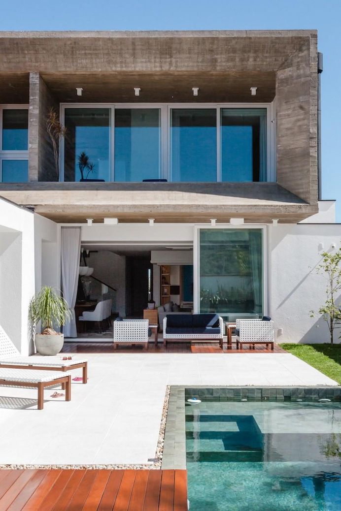 Santa Maria House / Lineastudio Arquiteturas 2