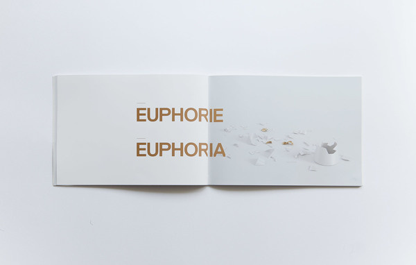 Takto on Behance #concept #white #gold #trust