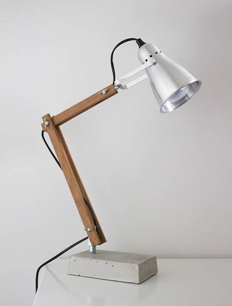DIY industrial style wooden desk lamp #lamp