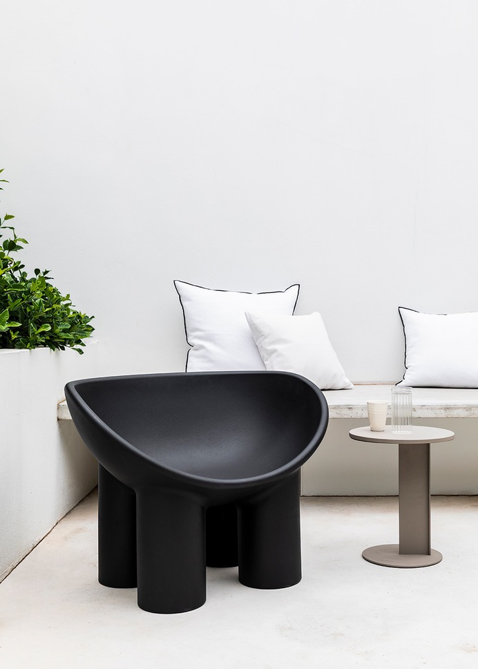 Darlinghurst Terrace by Tom Mark Henry