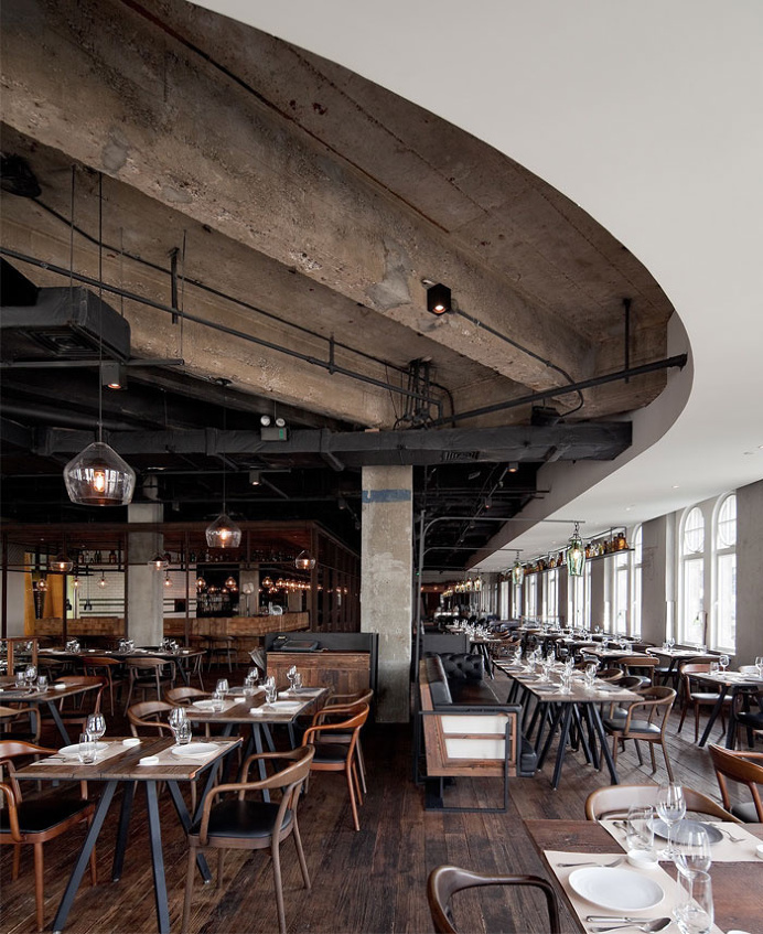 Restaurant at the Industrial Hub