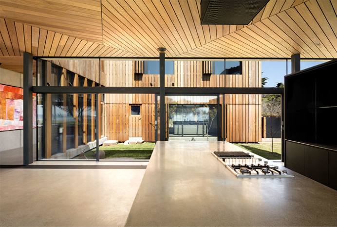 Sorrento Beach House - InteriorZine #architecture #house #home #decor