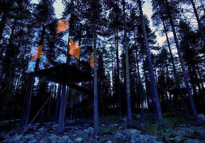 Mirror Tree House In Sweden #treehouse