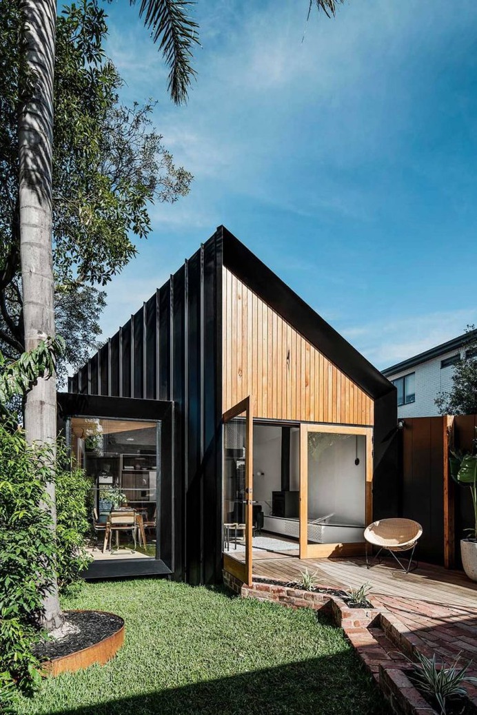 Wooden Cabin in Elwood by FIGR Architecture Studio – Design.
