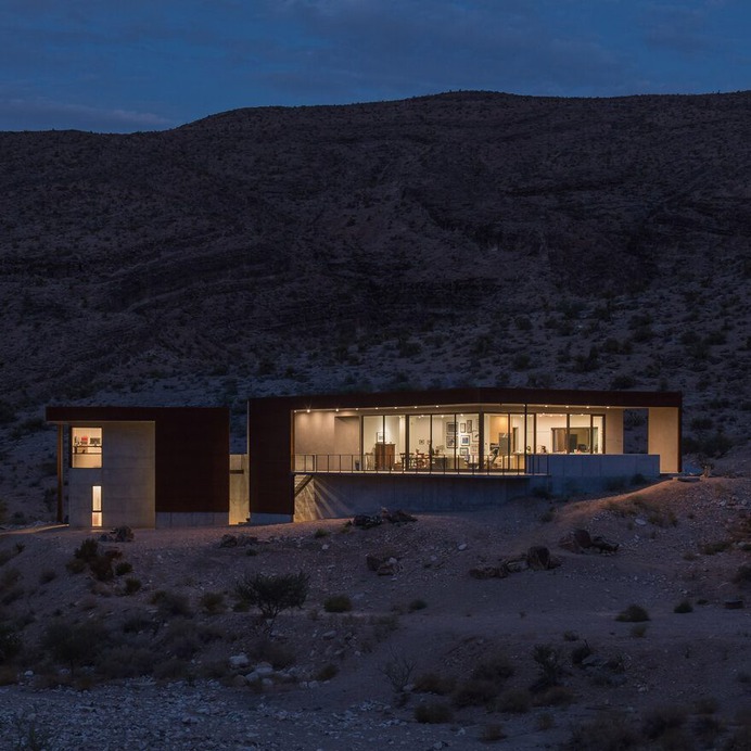 Sustainable desert home, Hoogland Architecture