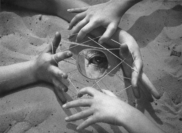 Patternity_Cats Cradle Cross_franz roh #grids #pattern