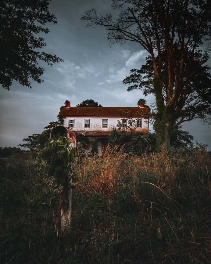 Brilliant Abandoned Houses in Virginia and North Carolina by Kyle Boykin