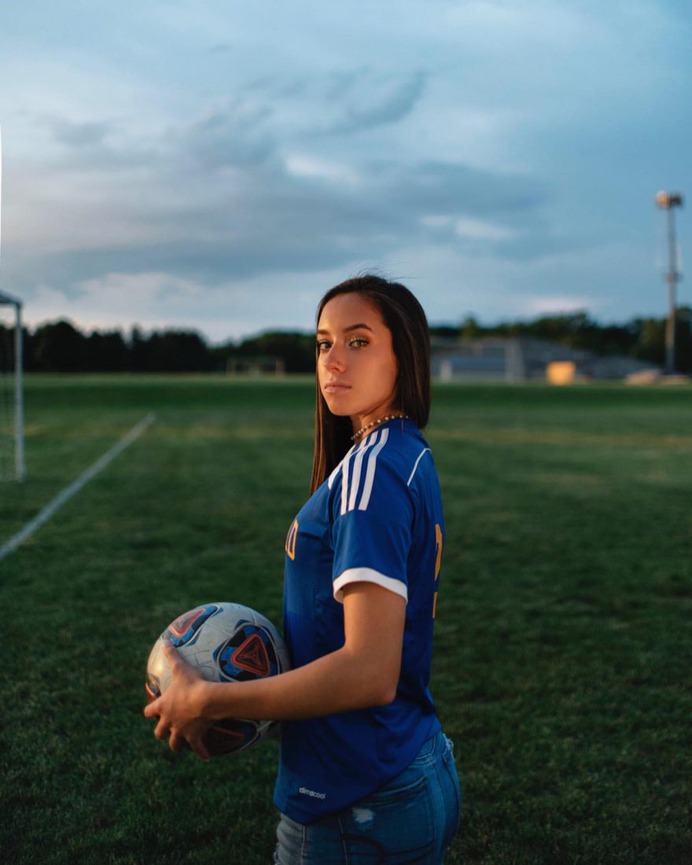 Marvelous Beauty and Lifestyle Portraits by Kelsey Maggart
