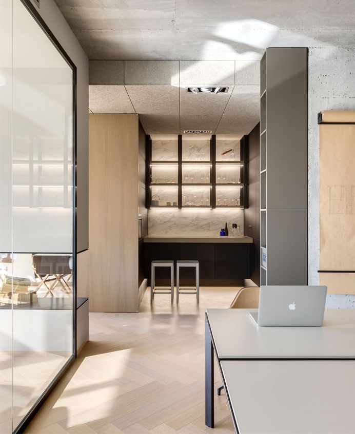 Design Studio Materia 174 Office Space - InteriorZine