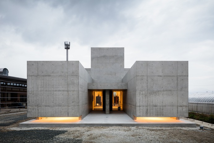 Tranquil House by FORM/Kouichi Kimura Architects