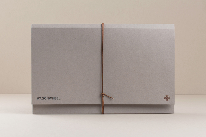 Packaging example #651: folder packaging stationery